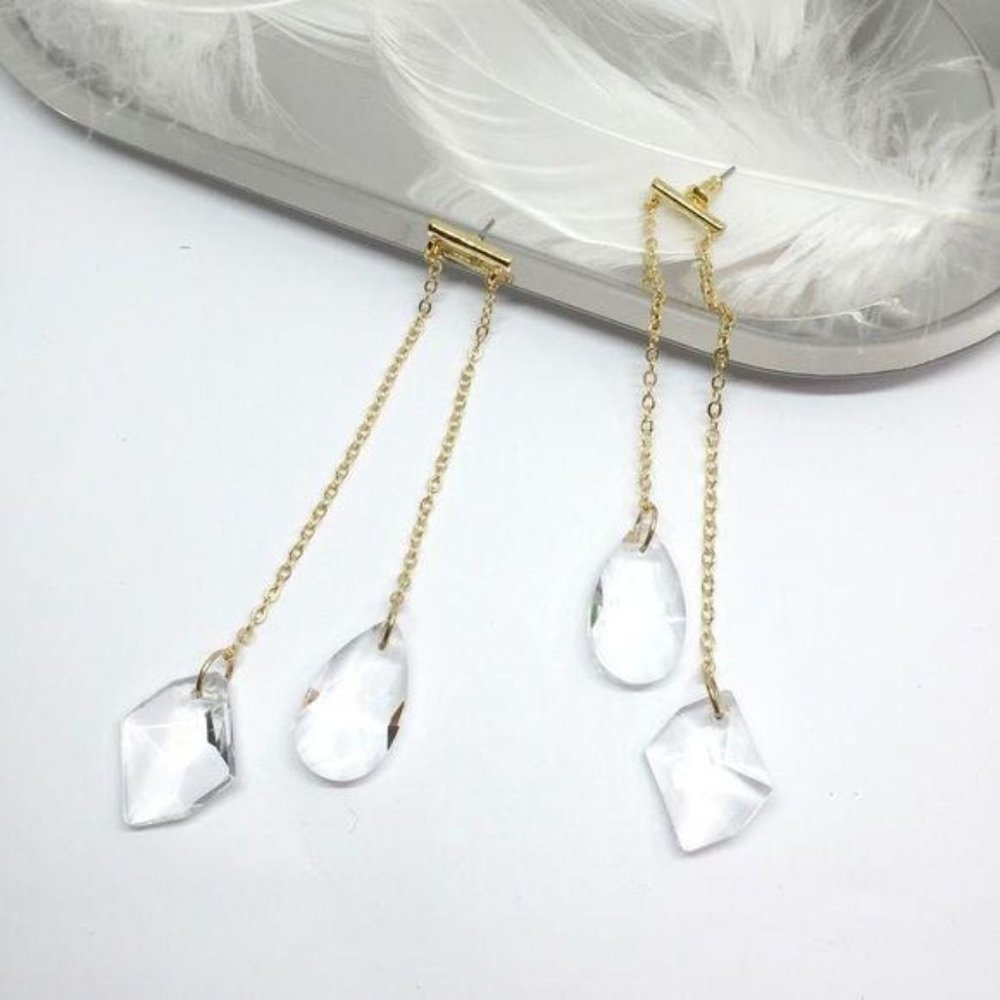 NWOT Handmade Resin Drop Tassels Long Earrings
